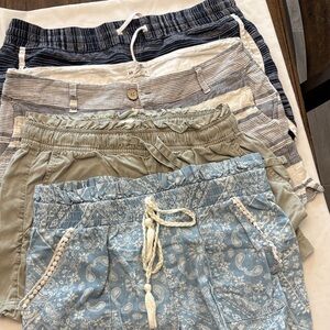 Set of 4 shorts! Blue Paisley and Neutral Tones Women's Cargo Shorts